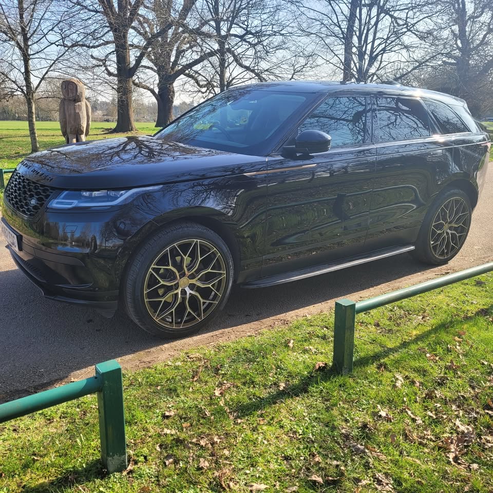Range Rover Velar photo 12