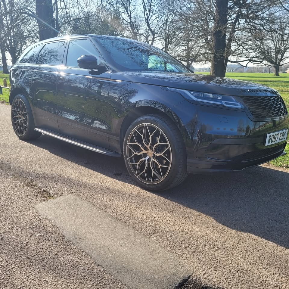 Range Rover Velar photo 8